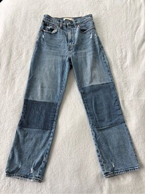 Abercrombie & Fitch Ultra High Rise Ankle Straight Jeans